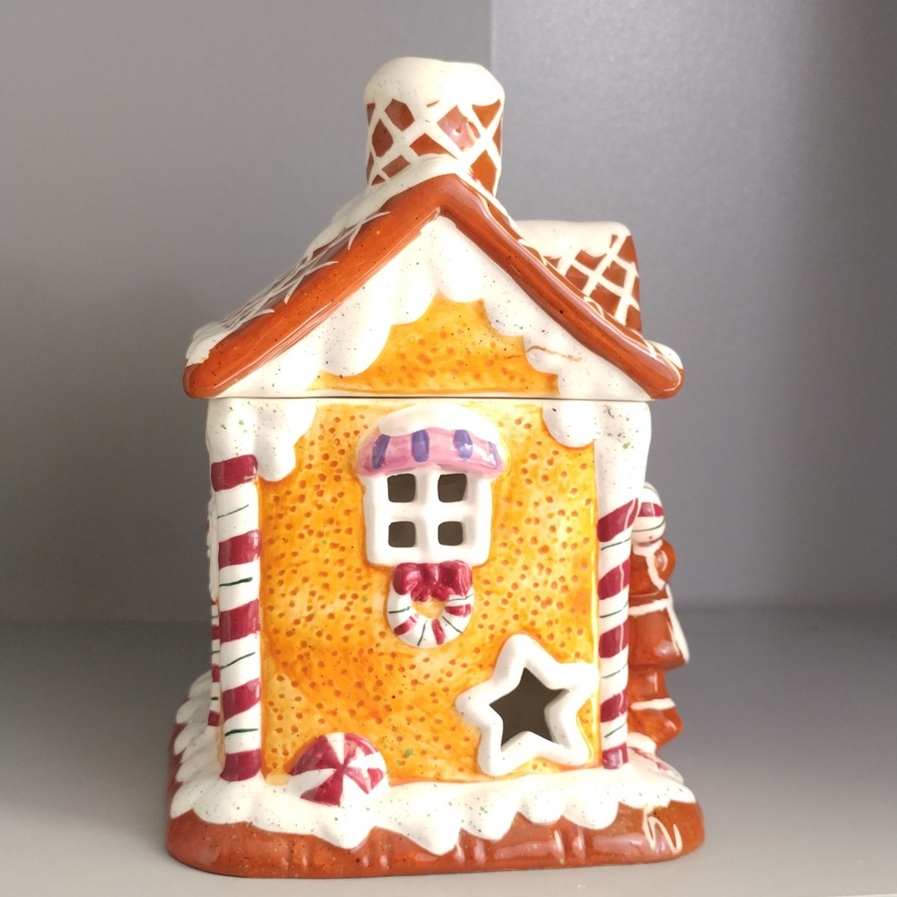 CHRISTMAS OIL DIFFUSER - Picture 2 of 10
